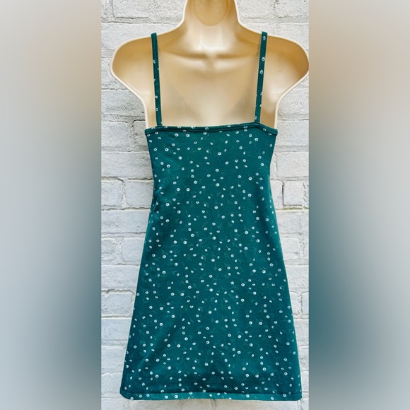 BRANDY MELVILLE Amara Floral Dress - Picture 2 of 4